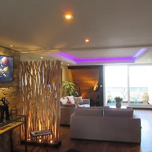  Apartment Close